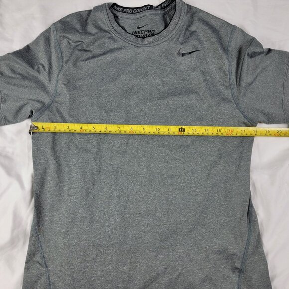 Nike Pro Combat Dri Fit Mens Medium Fitted T Shirt Gray Short Sleeve Athletic - Picture 8 of 11